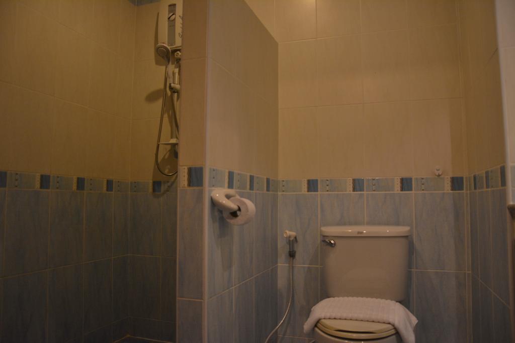 Seven Oaks Inn Jomtien Beach Room photo